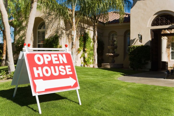 Can I Buy a House at an Open House Without an Agent?